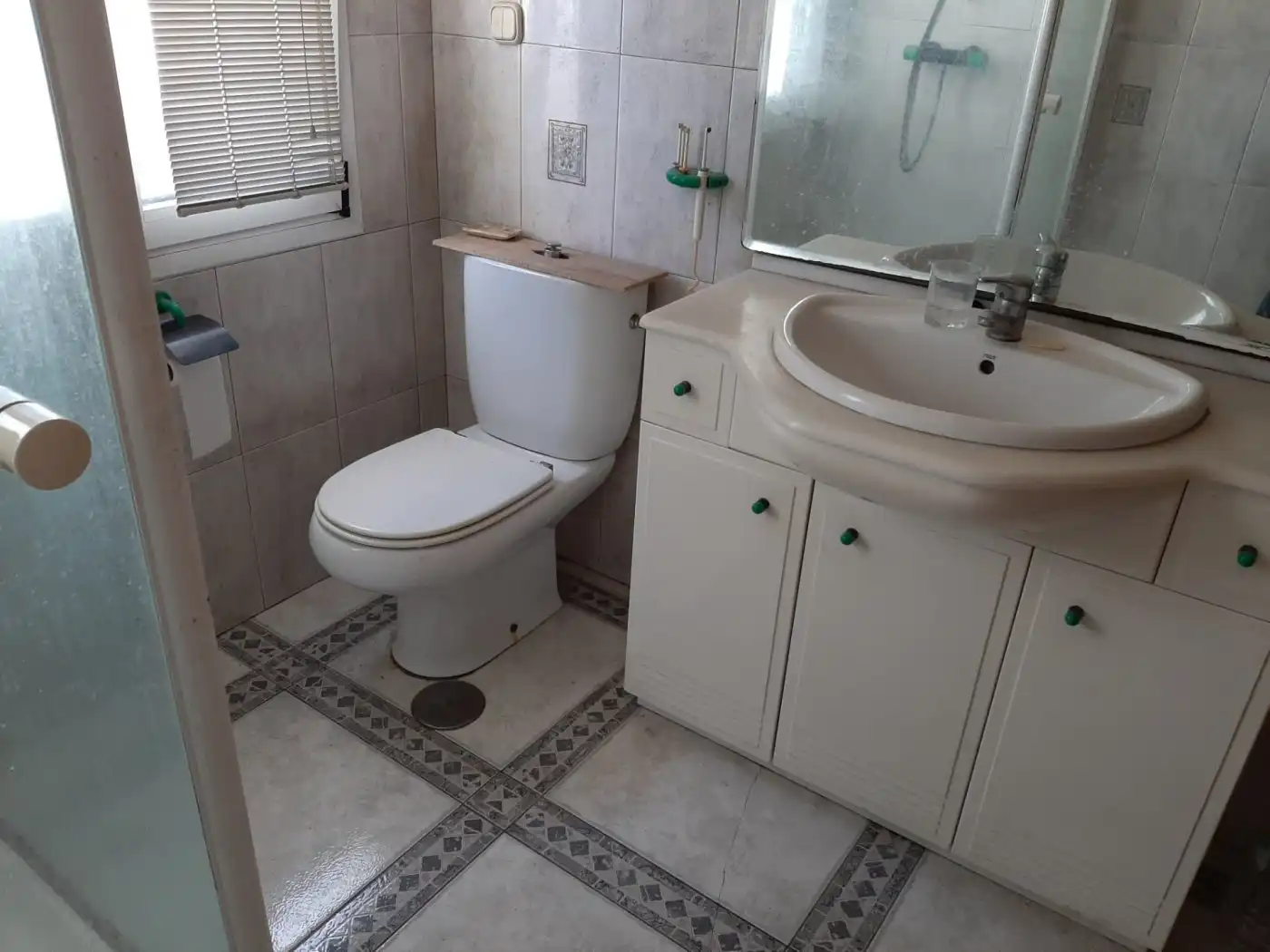 Bathroom of Houses for sale in La Nucia  with Private garden, Terrace and Furnished