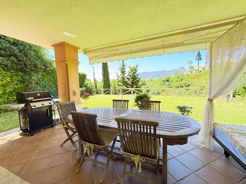 Terrassa de Casa adosada de lloguer en Marbella amb Aire condicionat, Calefacció i Jardí privat