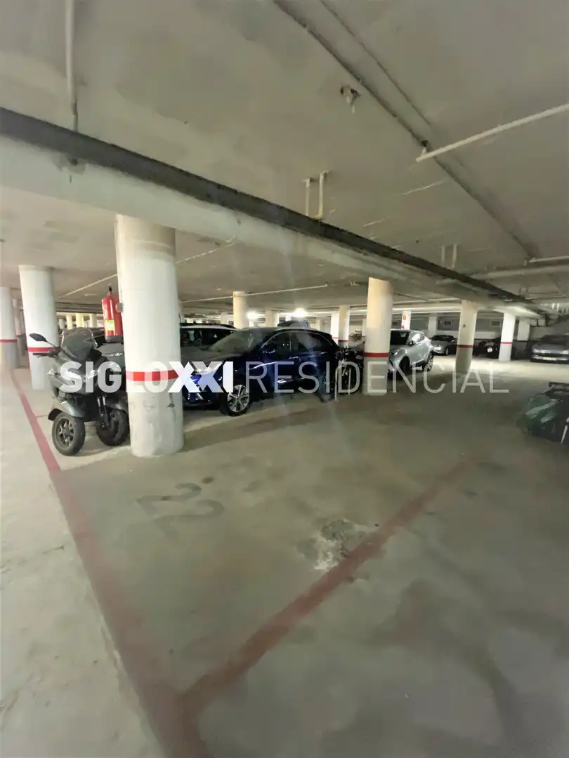 Parkplatz von Garage zum Verkauf in Barcelona