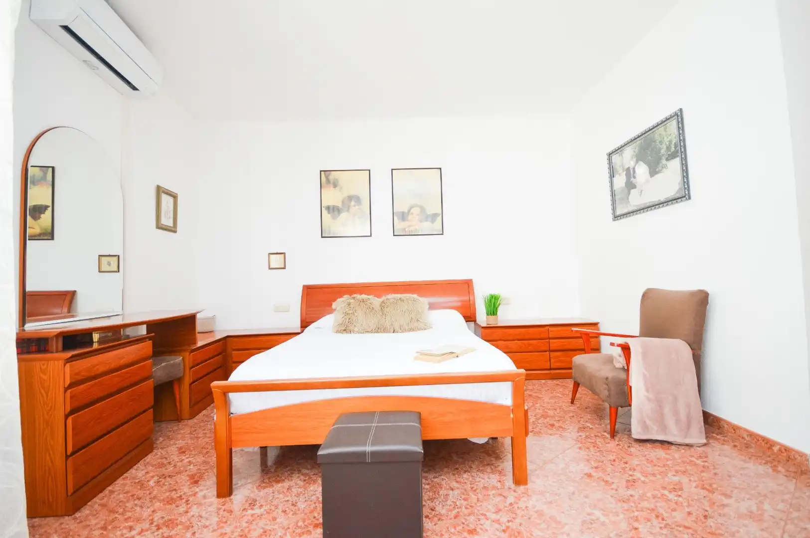 Schlafzimmer von Einfamilien-Reihenhaus zum Verkauf in Almería mit Klimaanlage und Abstellraum