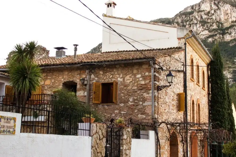 Casa amb terrassa en venda a Barx, imagen 2