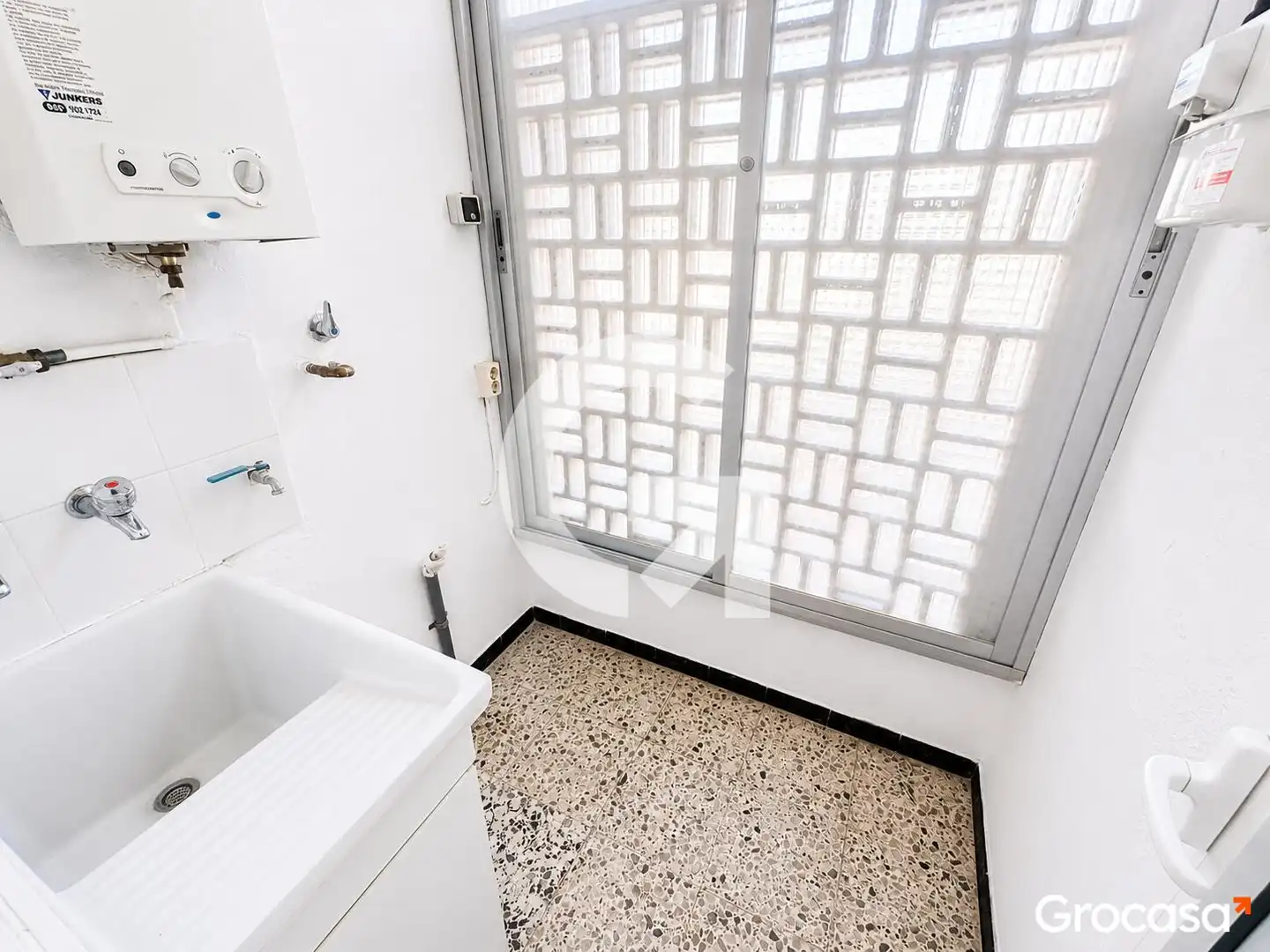 Terraza de Piso en venta en Cubelles con Aire acondicionado, Calefacción y Trastero