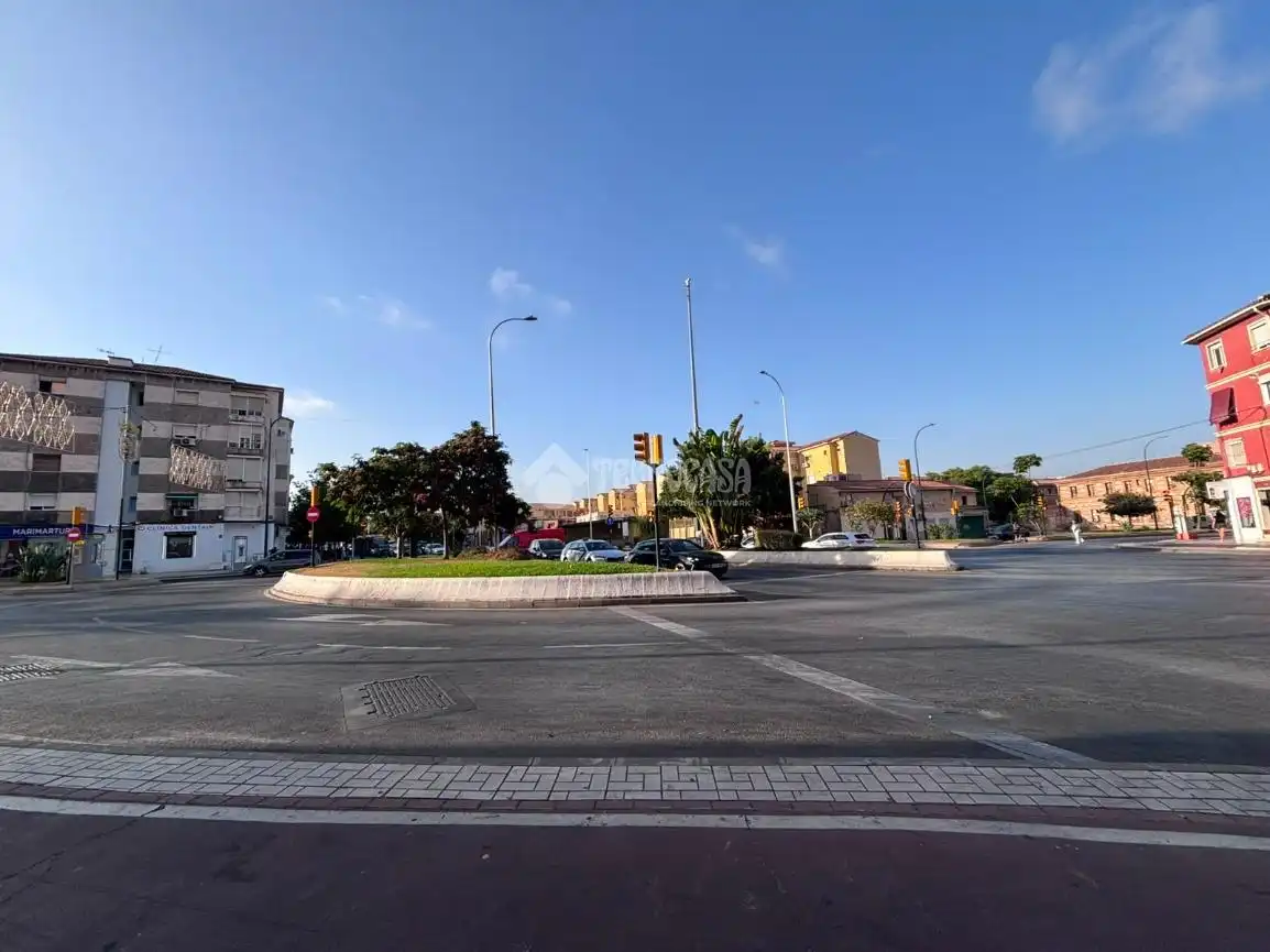 Vista exterior de Piso en venta en Málaga con Aire acondicionado, Parquet y Amueblado