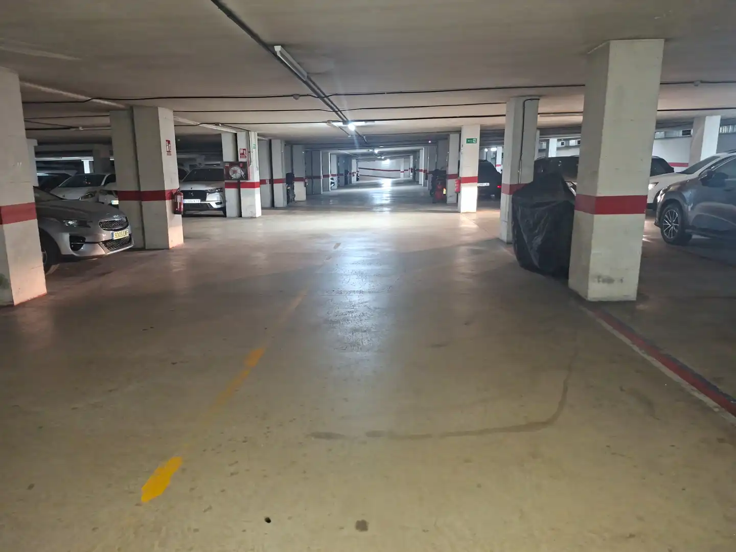 Aparcament de Garatge en venda en Esplugues de Llobregat
