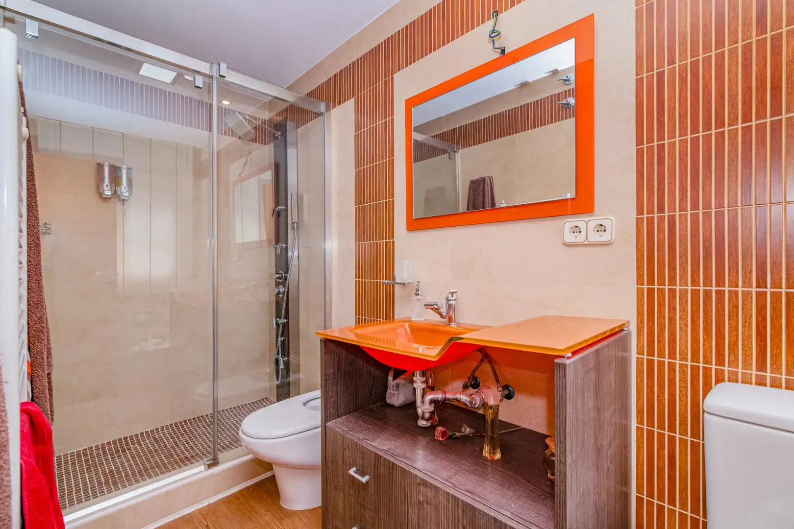 Bathroom of Detached homes for sale in Granada  with Air Conditioner, Terrace and Furnished
