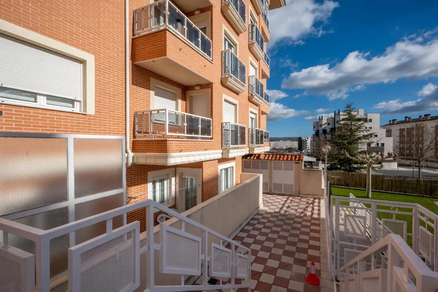 Wohnung mit Pool zum Verkauf in Calle Agustín Rodríguez Sahagún, imagen 32