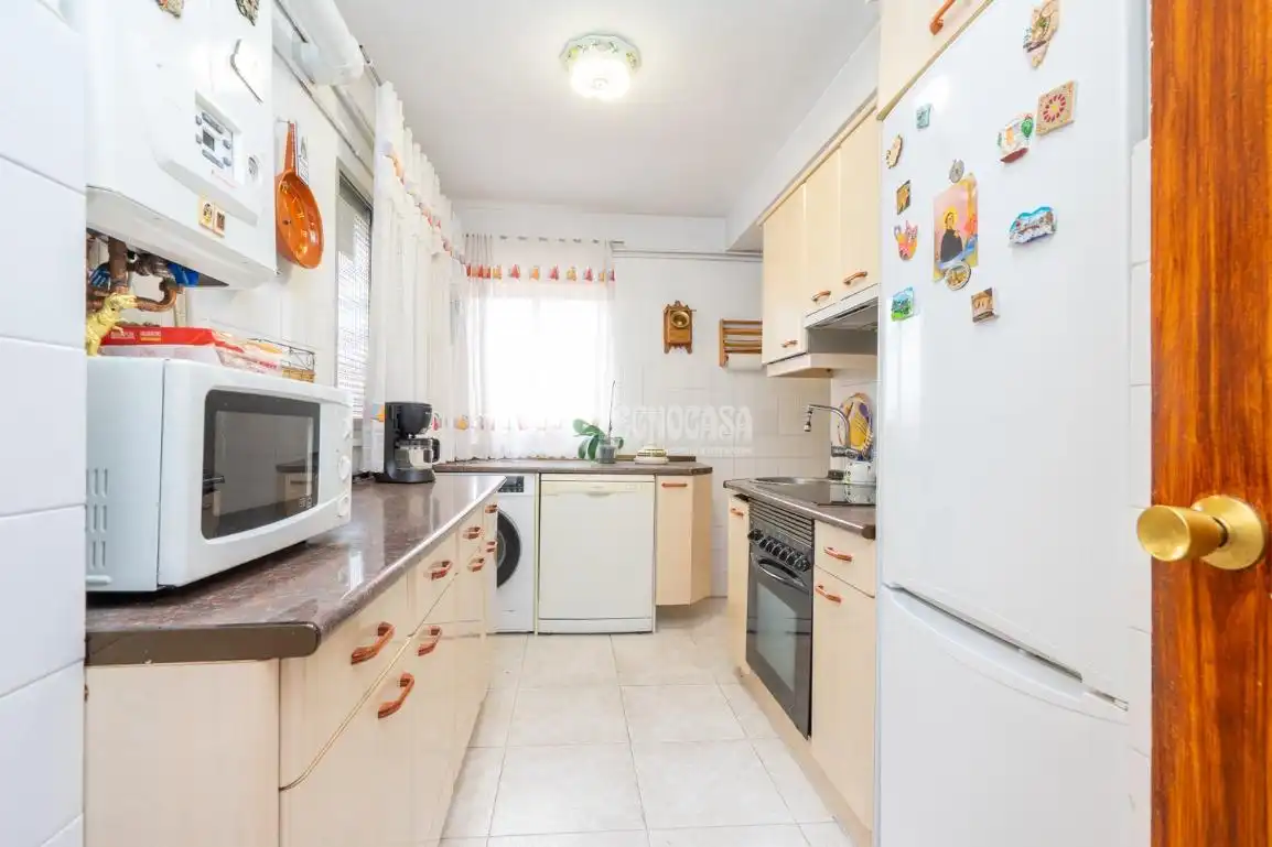Piso con ascensor en venta en Calle del Canal del Bósforo, imagen 8