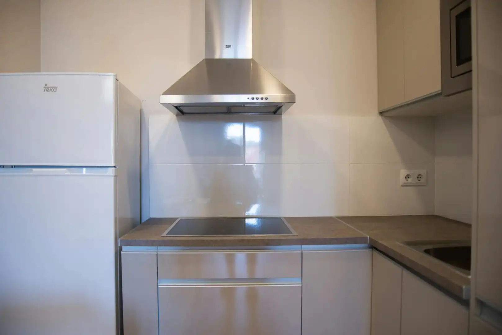 Kitchen of Flat for rent in Barcelona  with Air Conditioner, Heating and Furnished