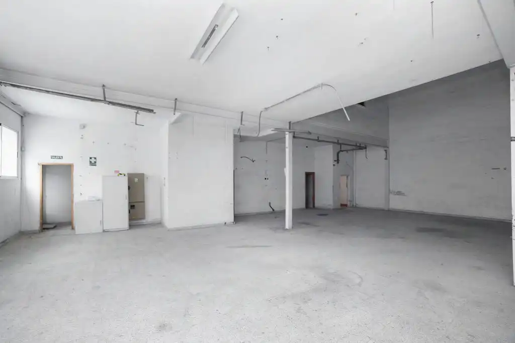 Nave industrial en venta en Elda