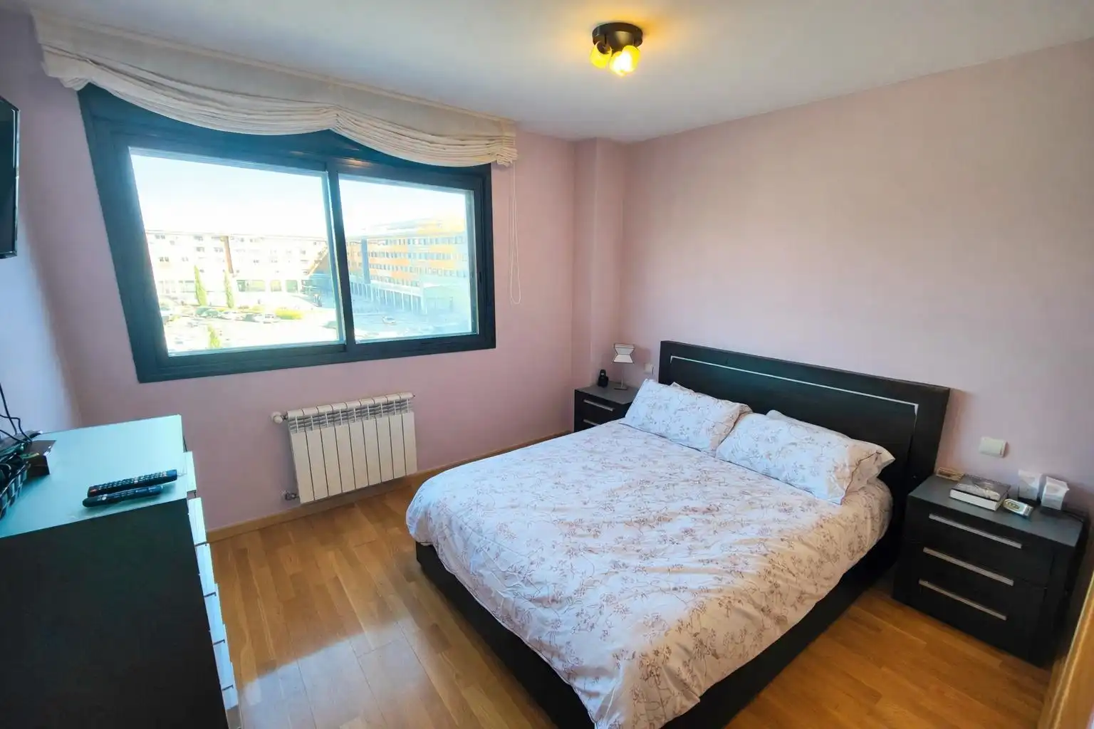 Schlafzimmer von Wohnung zum Verkauf in Valdemoro mit Klimaanlage, Parkett und Abstellraum