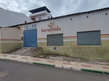 Gewerbefläche zum Verkauf in Benamocarra