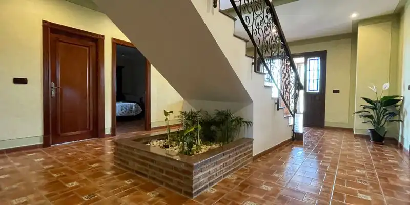 Casa o xalet en venda en Loja amb Aire condicionat, Jardí privat i Terrassa