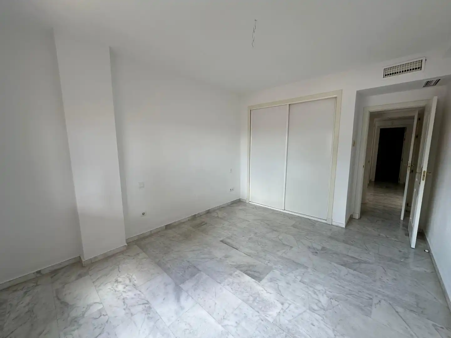 Apartment mit Pool zum Verkauf in Elviria - Cabopino, imagen 11