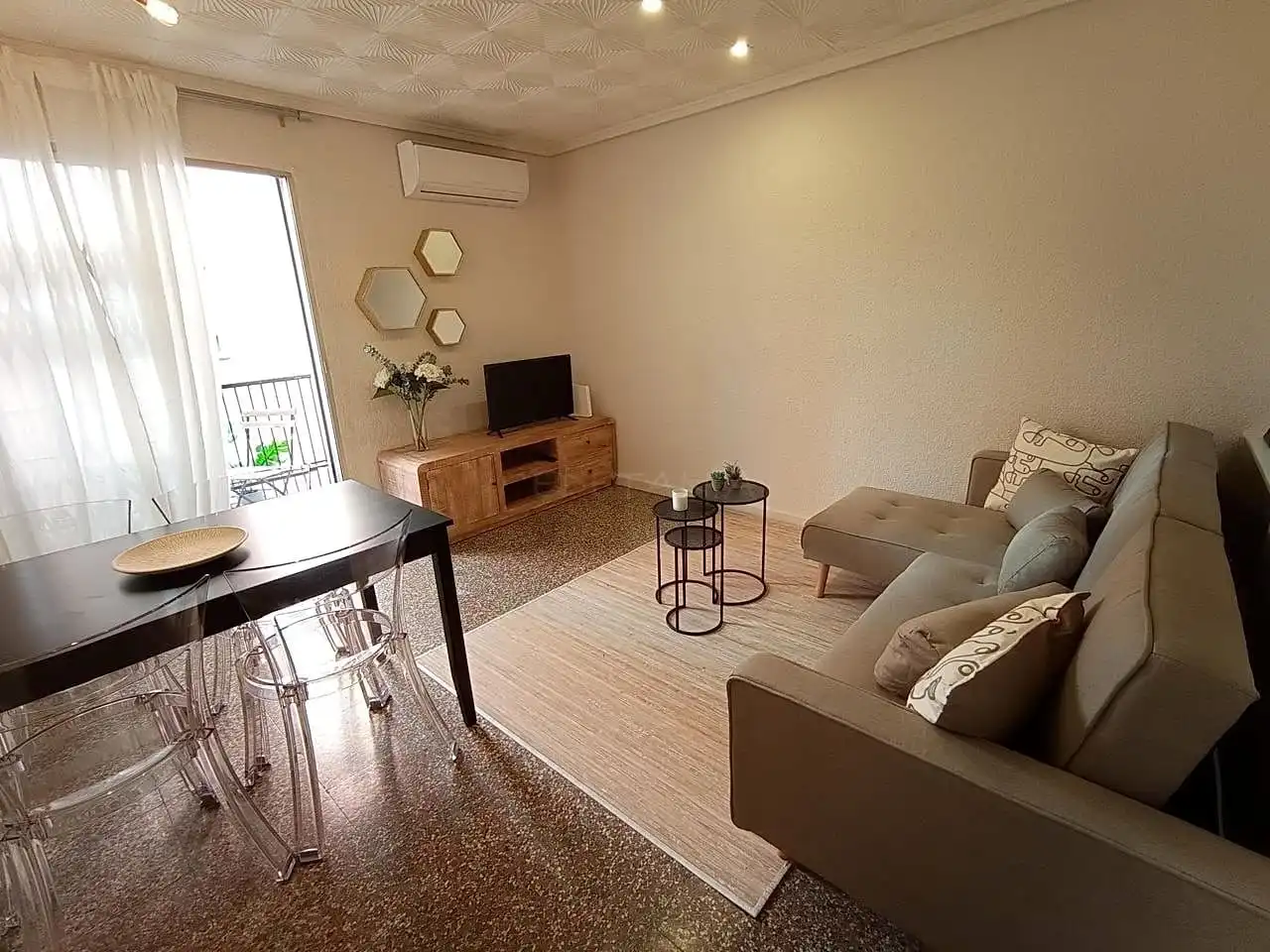Apartamento de alquiler en De Plus Ultra, Moncada