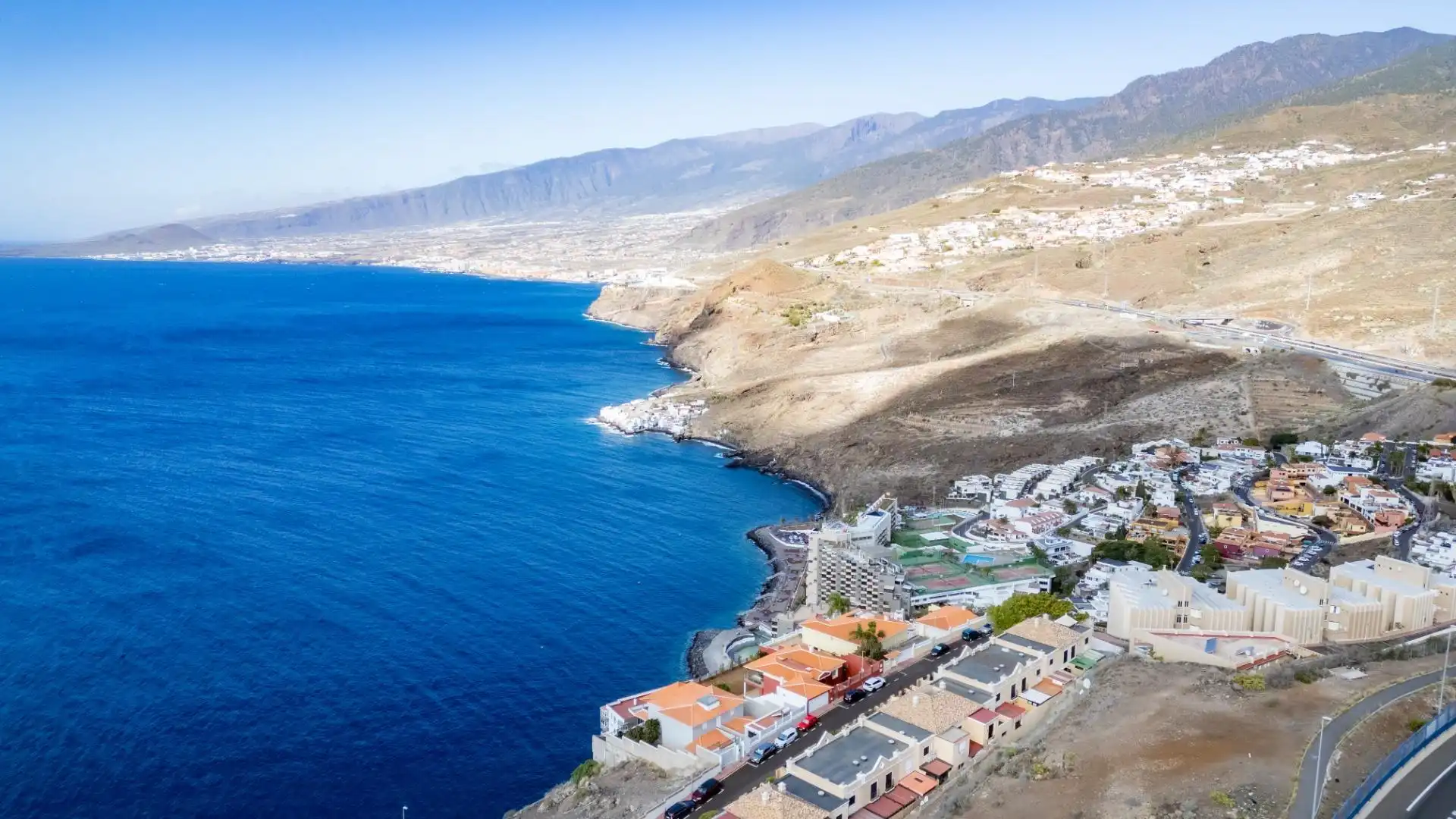 Vista exterior de Casa adosada en venta en El Rosario con Aire acondicionado, Jardín privado y Terraza
