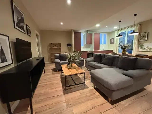Sala de estar de Piso de alquiler en  Pamplona / Iruña con Calefacción, Parquet y Amueblado