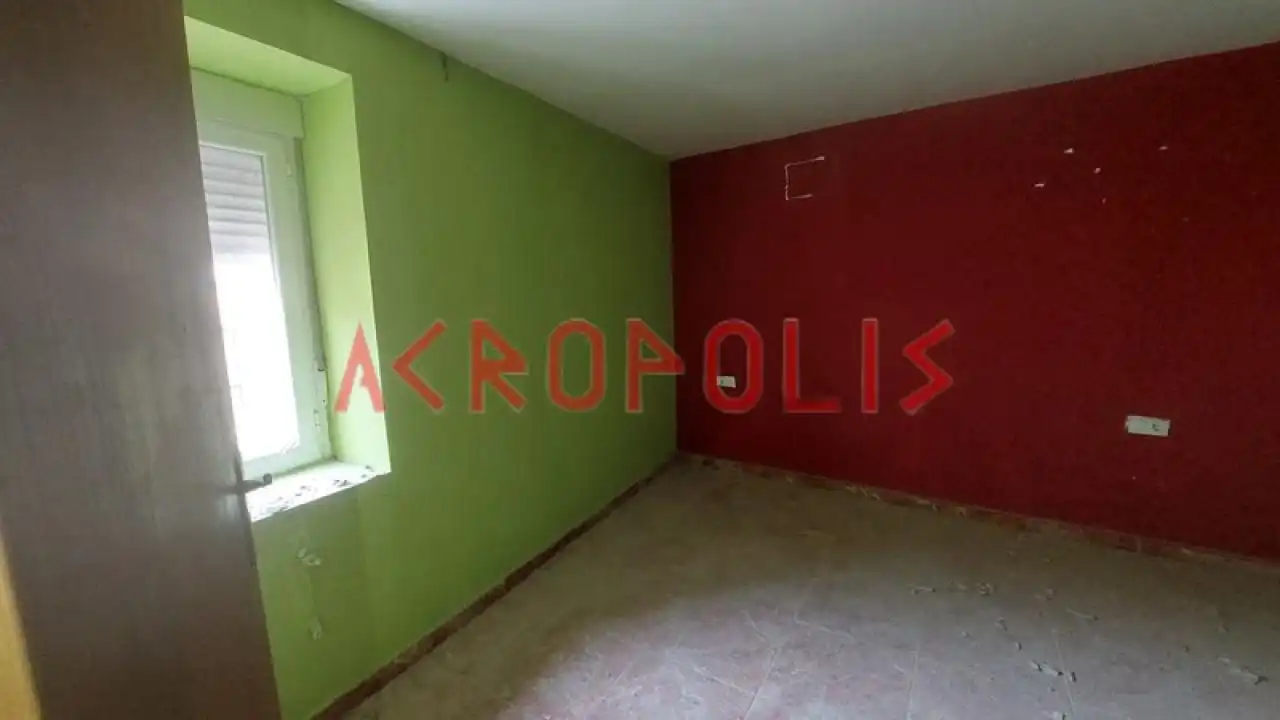 Bedroom of Houses for sale in Vezdemarbán  with Heating