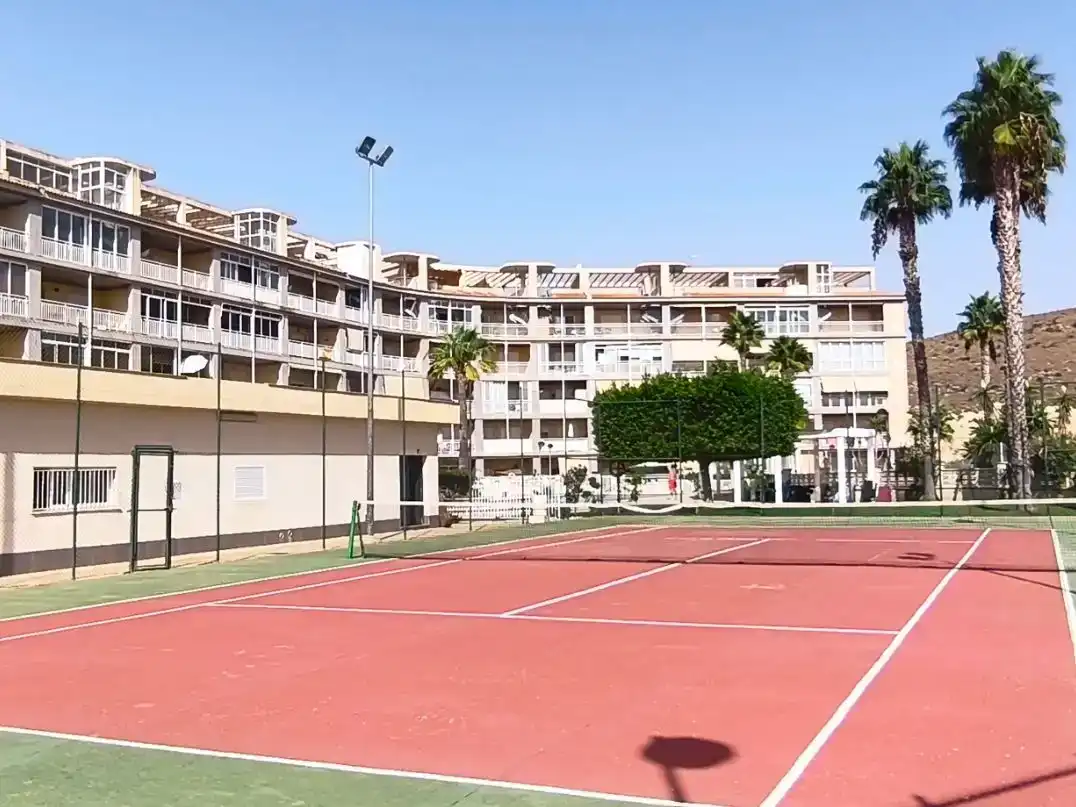 Vista exterior de Pis en venda en El Campello amb Aire condicionat i Piscina