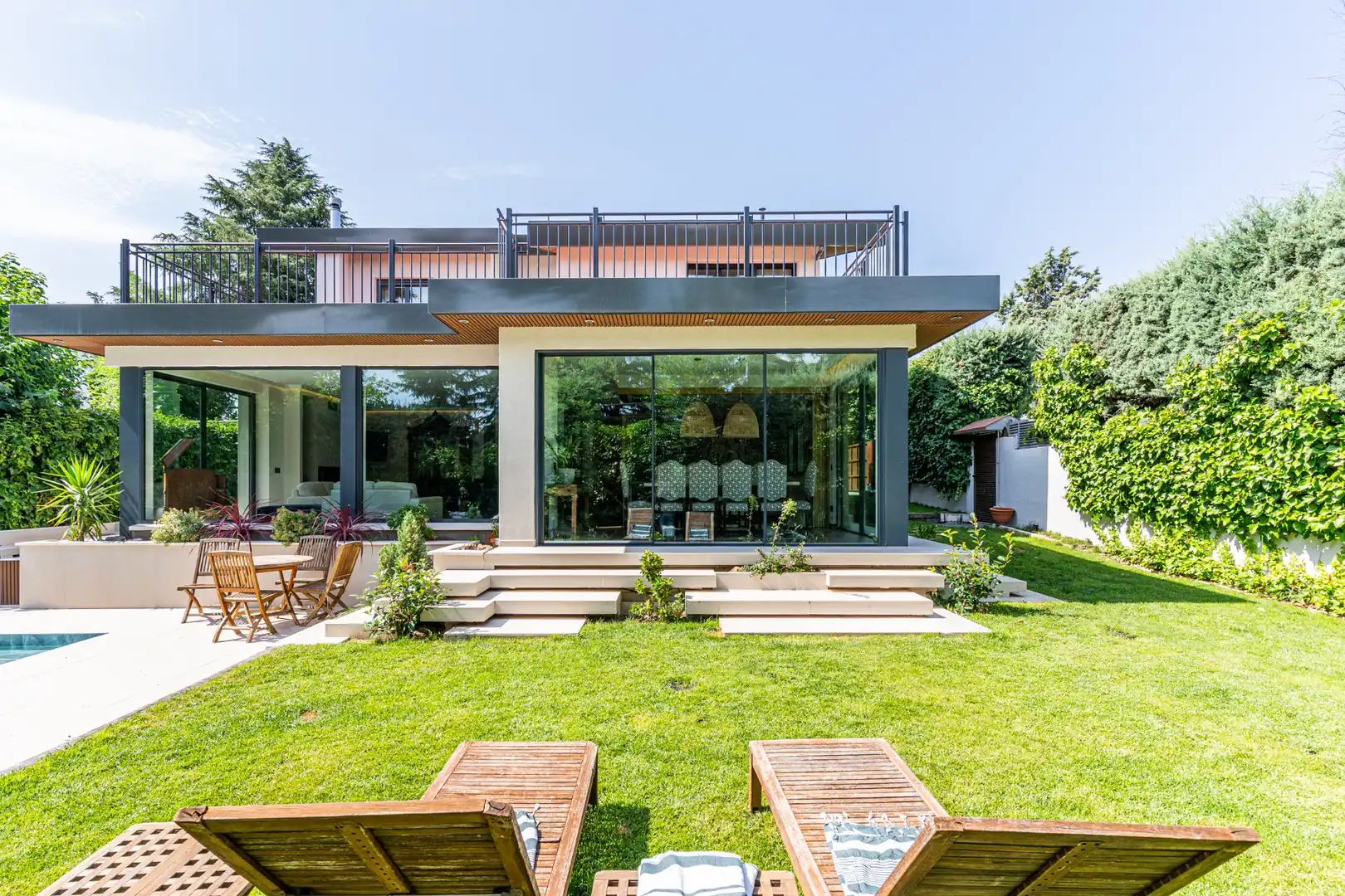 Terrace of Houses for sale in Majadahonda  with Air Conditioner, Heating and Private garden