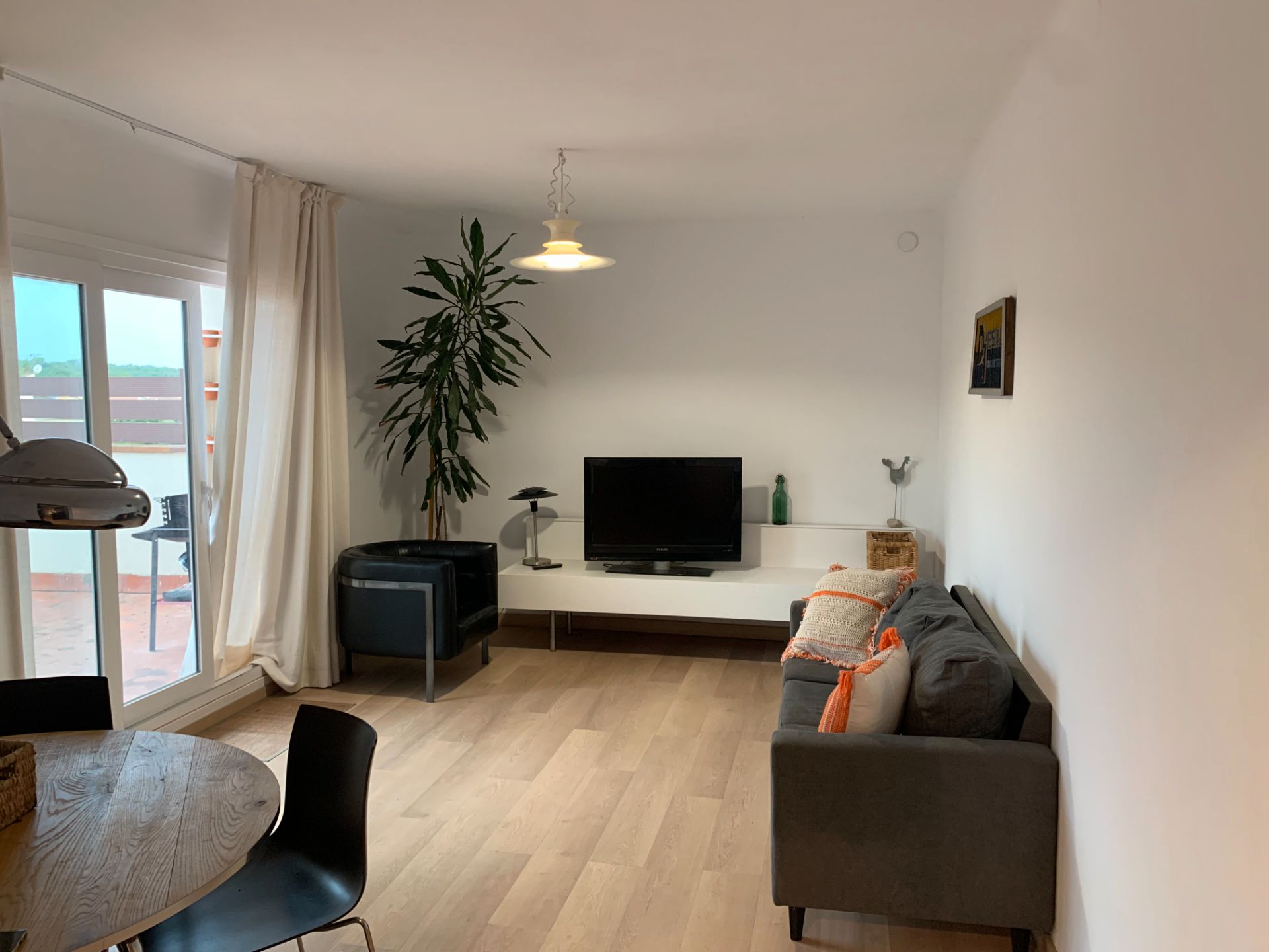 Living room of Flat for sale in Quart  with Heating, Parquet flooring and Terrace