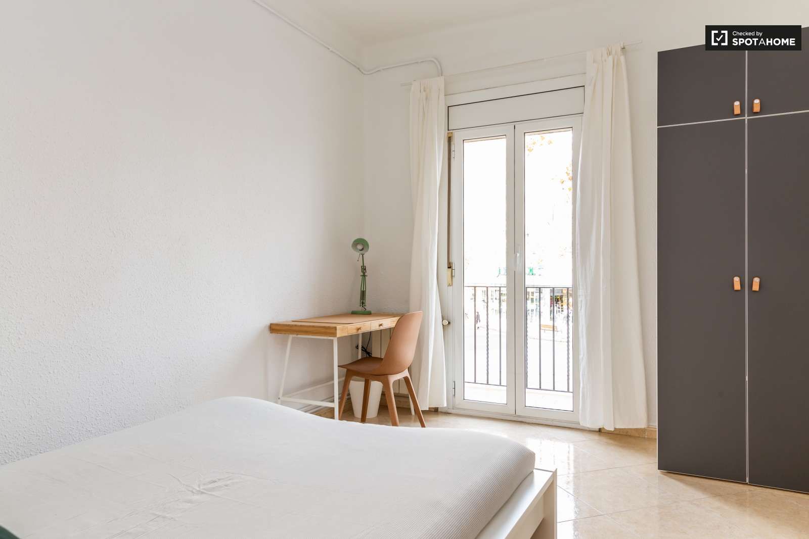 Flat to share in Provençals del Poblenou