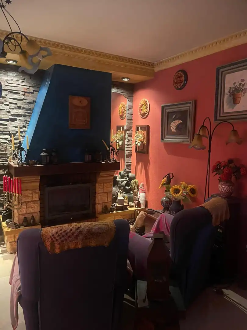 Sala de estar de Casa adosada en venta en Algeciras con Aire acondicionado