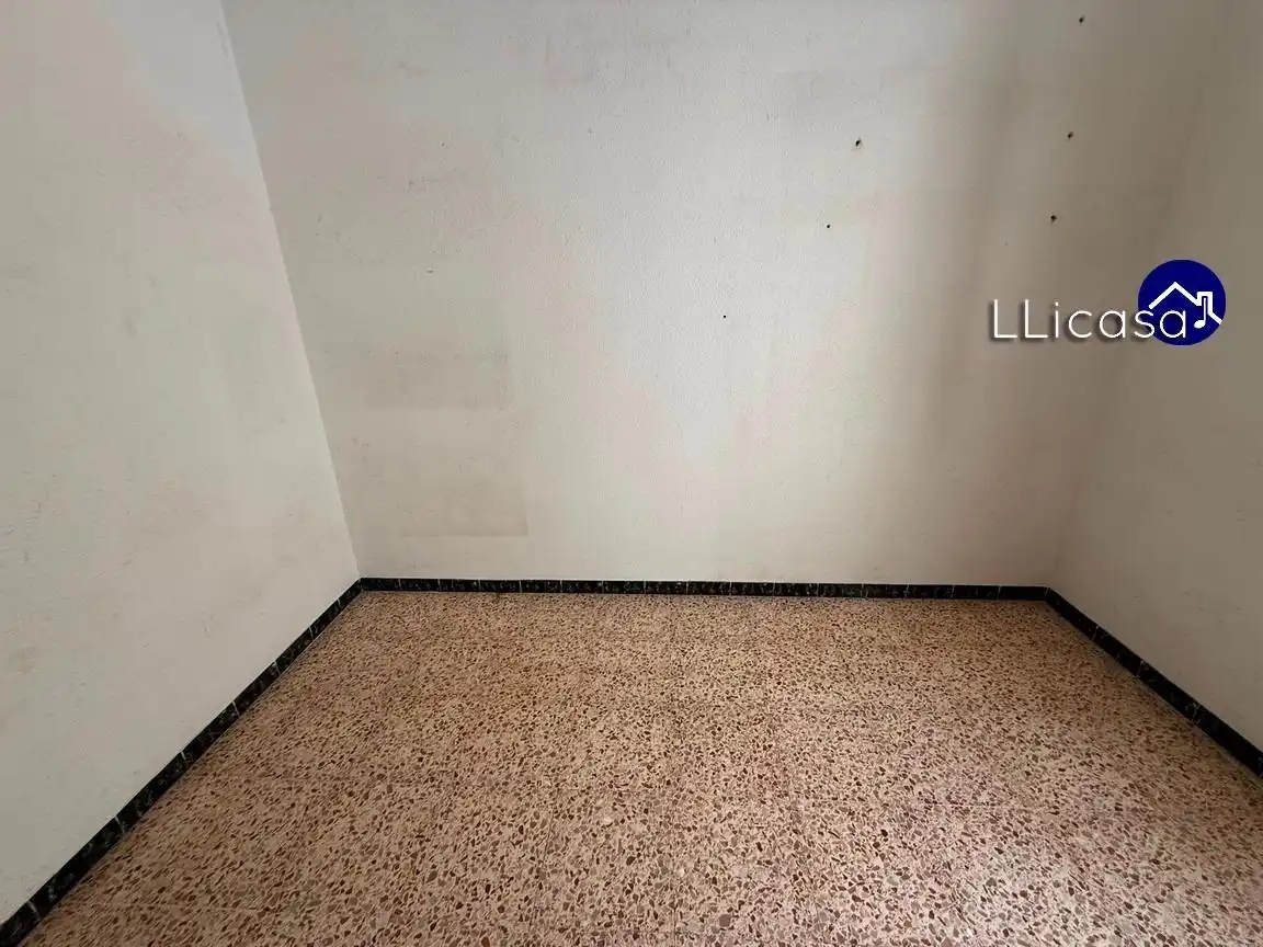 Wohnung zum Verkauf in Benaguasil mit Klimaanlage, Terrasse und Möbliert