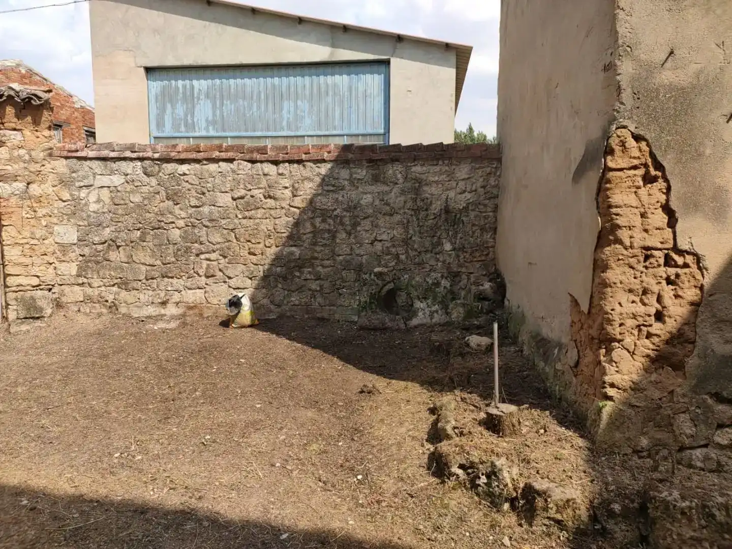Casa adosada en venda en Villasandino amb Jardí privat, Traster i Moblat