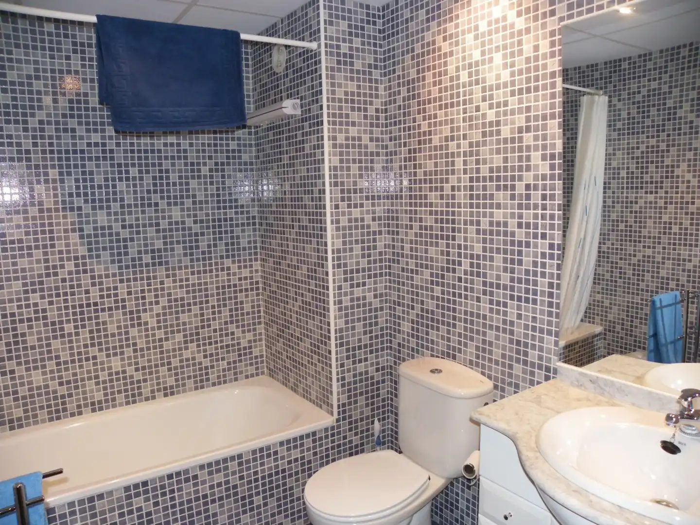 Baño de Apartamento en venta en Canillo con Calefacción, Parquet y Terraza