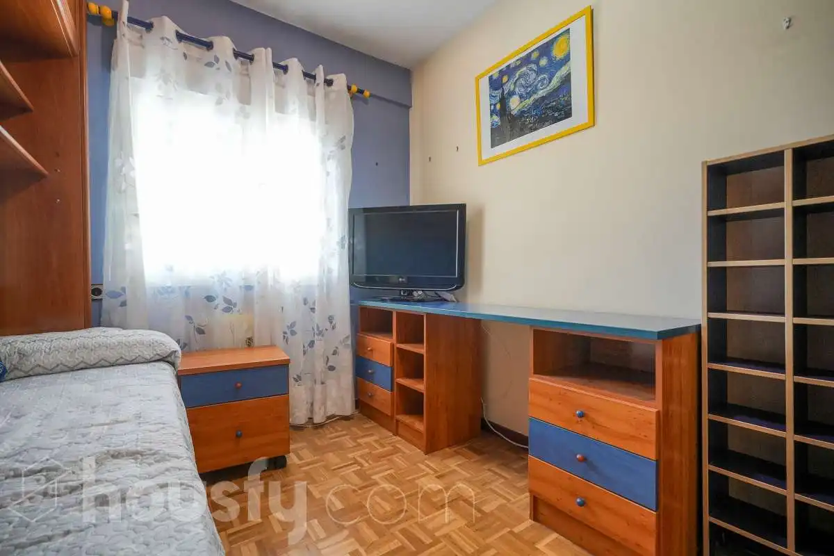 Bedroom of Flat for sale in Móstoles  with Air Conditioner, Heating and Terrace