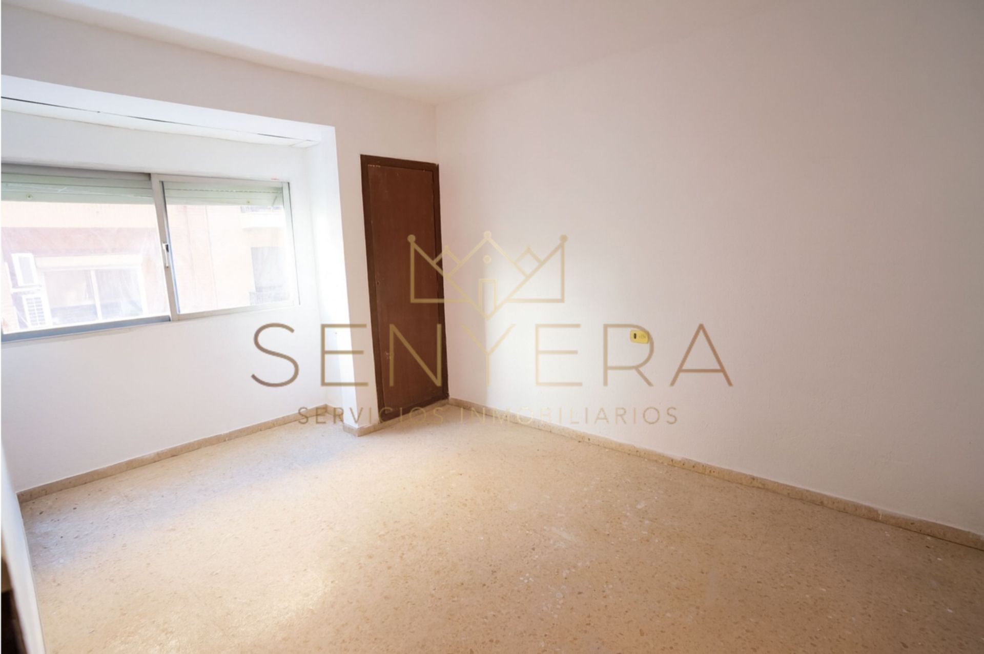 Bedroom of Flat for sale in  Valencia Capital