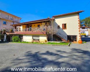 Vista exterior de Casa o xalet en venda en Valle de Villaverde amb Calefacció i Terrassa