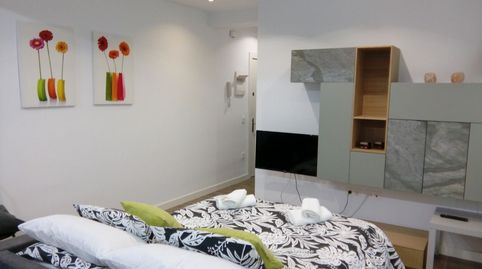 Foto 5 de Apartamento de alquiler en Calle Sol Oriente, Sancti Spiritus - San Juan, Salamanca Capital