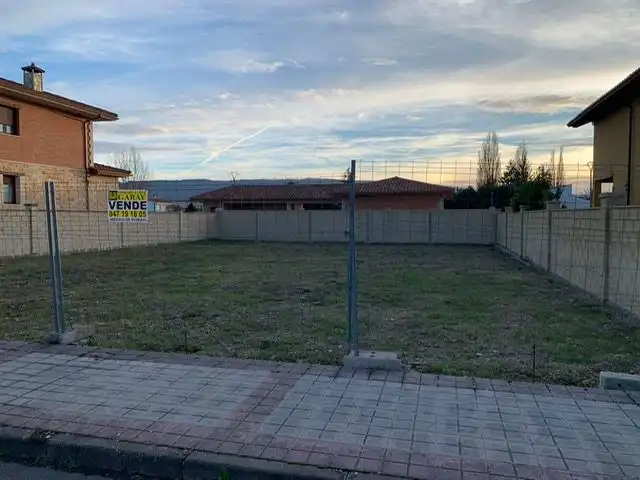 Residential land for sale in Medina de Pomar, imagen 2