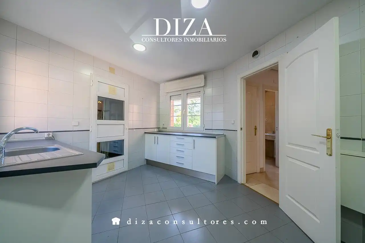 Casa con piscina en alquiler en De La Victoria, imagen 17