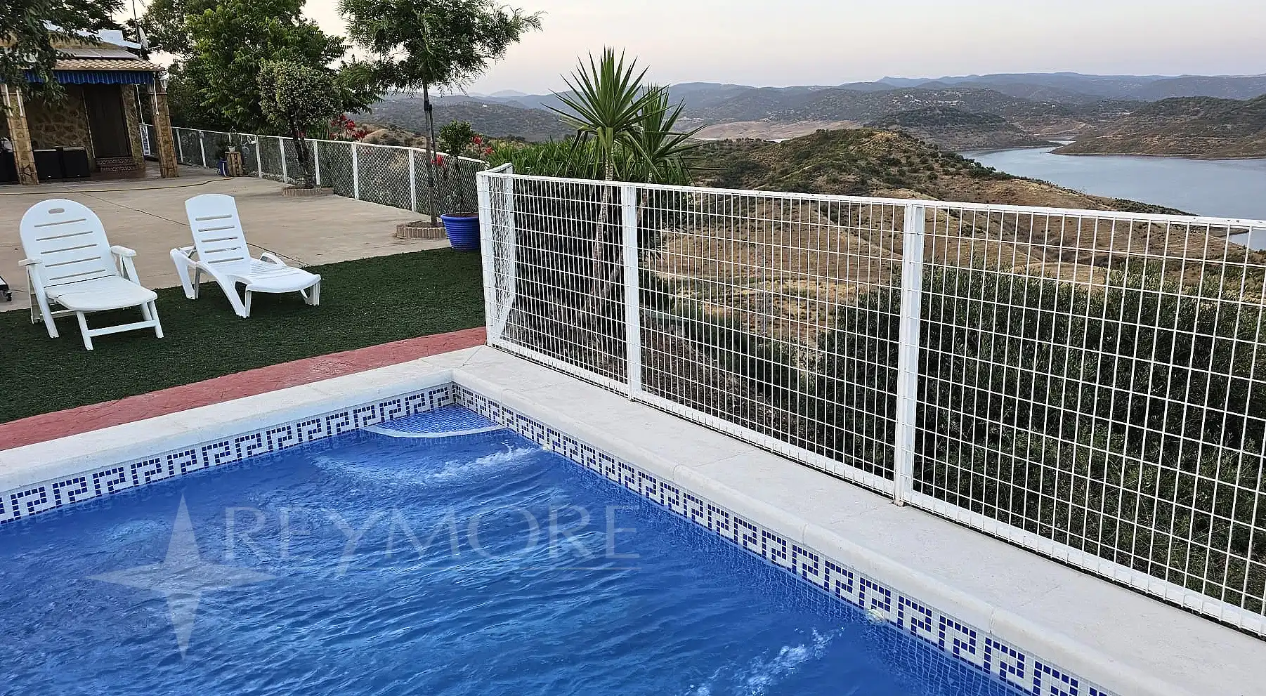 Piscina de Casa o chalet en venta en Almodóvar del Río con Aire acondicionado, Calefacción y Jardín privado