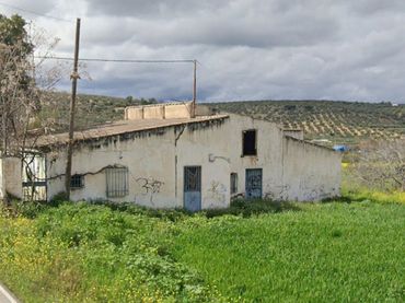Terreny rústic en venda a Mengíbar