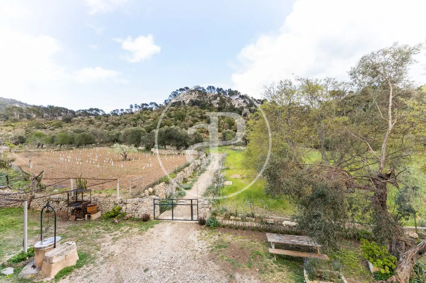 Houses for sale in Banyalbufar  with Private garden and Terrace