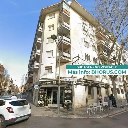 Flat with lift for sale in JAUME I 24