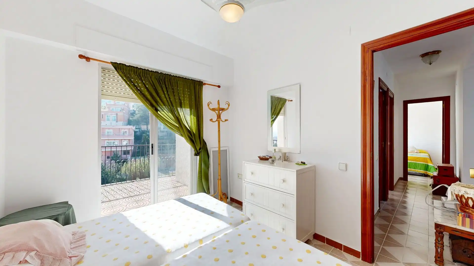 Schlafzimmer von Haus oder Chalet zum Verkauf in Chiva mit Privatgarten und Abstellraum