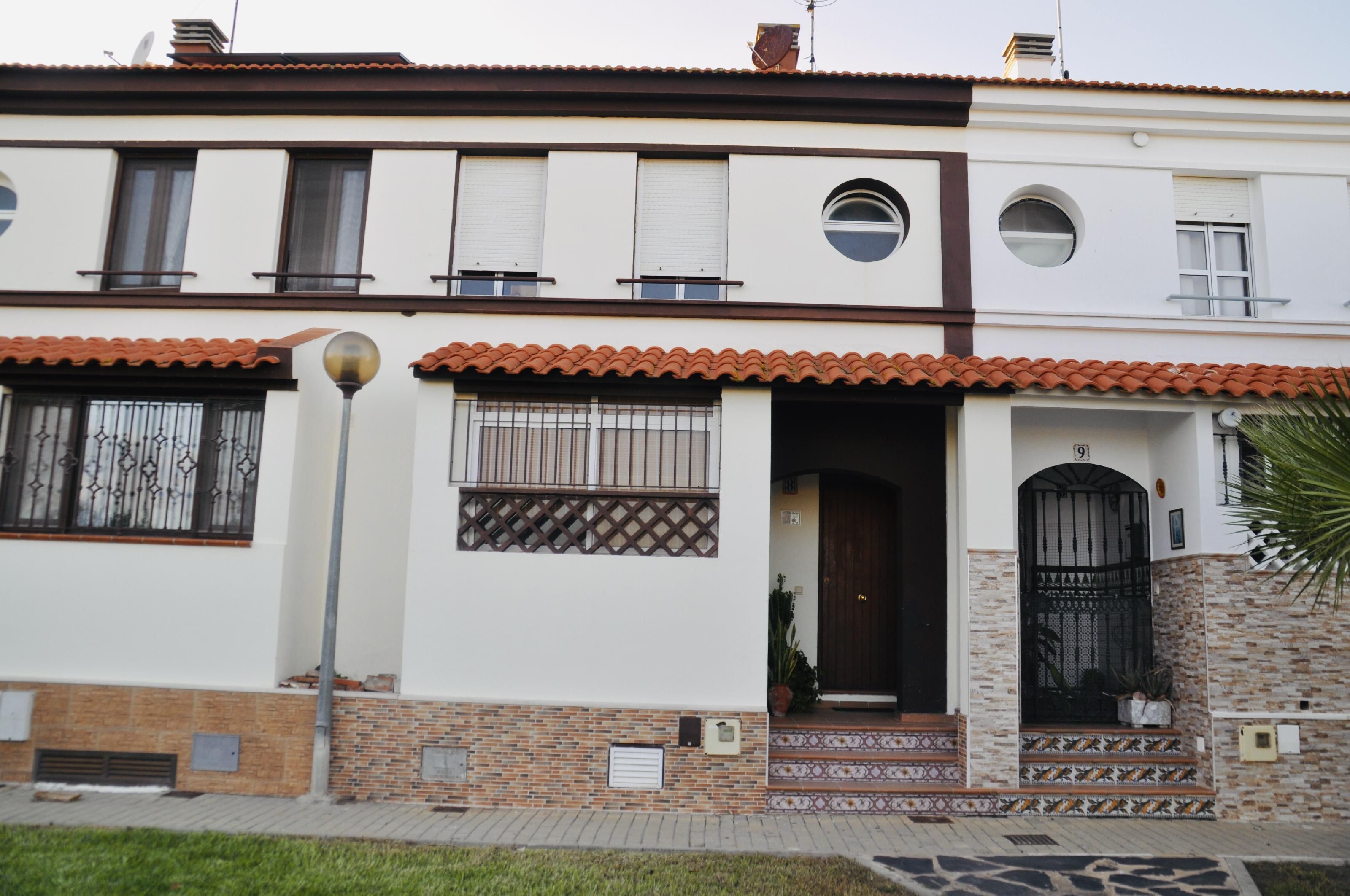 Exterior view of Single-family semi-detached for sale in Ayamonte
