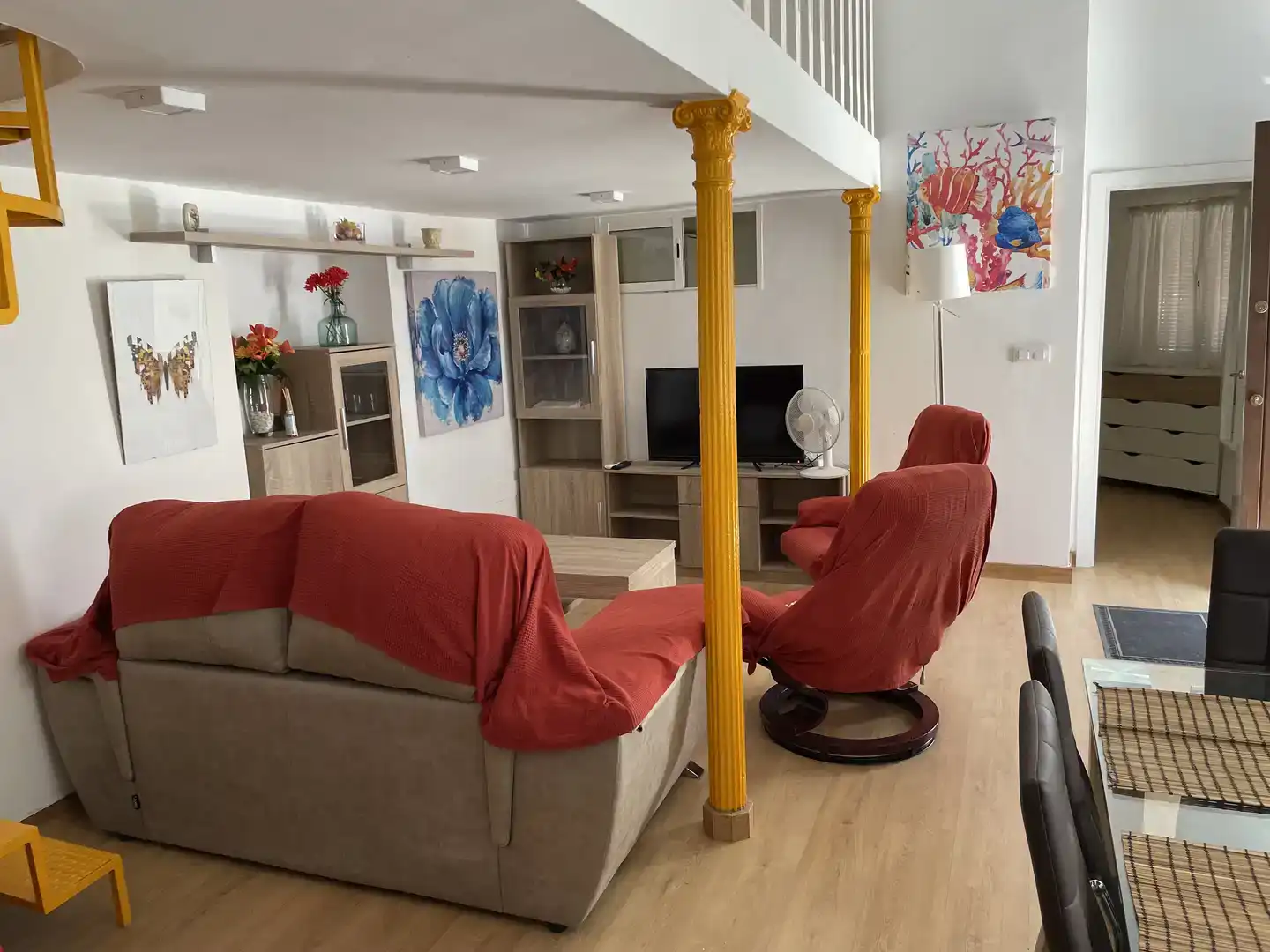 Sala de estar de Piso de alquiler en Constantina con Aire acondicionado, Parquet y Amueblado