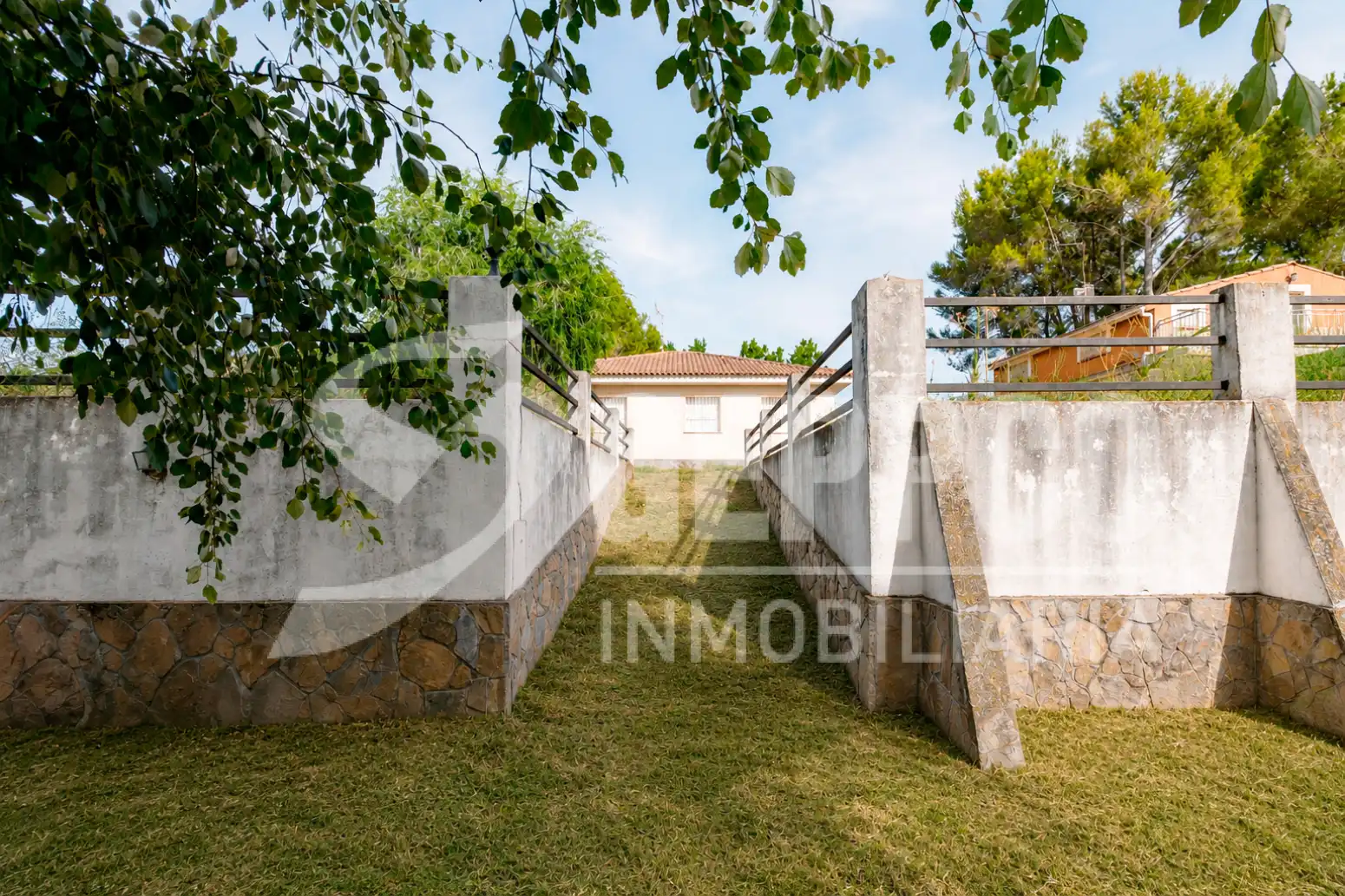 Garden of Houses for sale in Illana  with Heating and Private garden