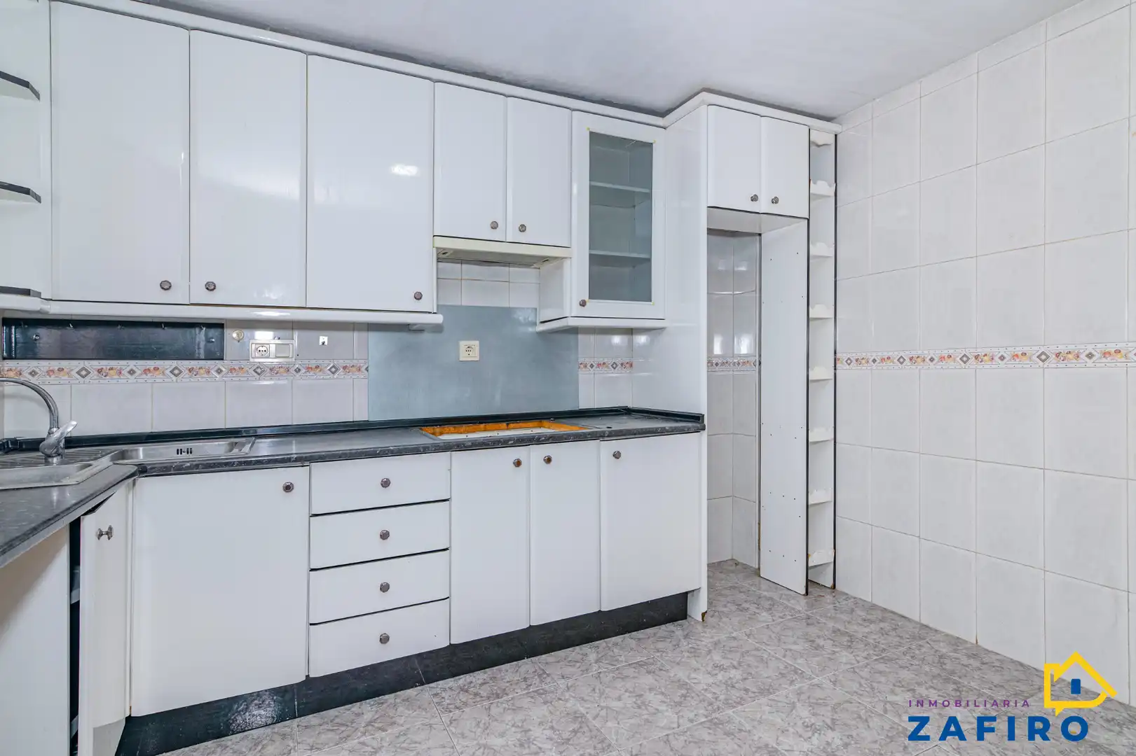 Kitchen of Detached homes for sale in Armilla  with Heating, Terrace and Storage room