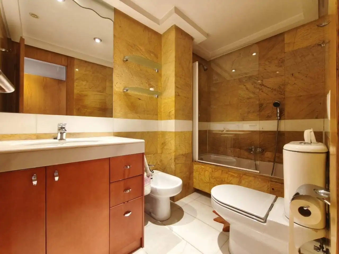 Bathroom of Flat for sale in Burgos  with Heating and Storage room