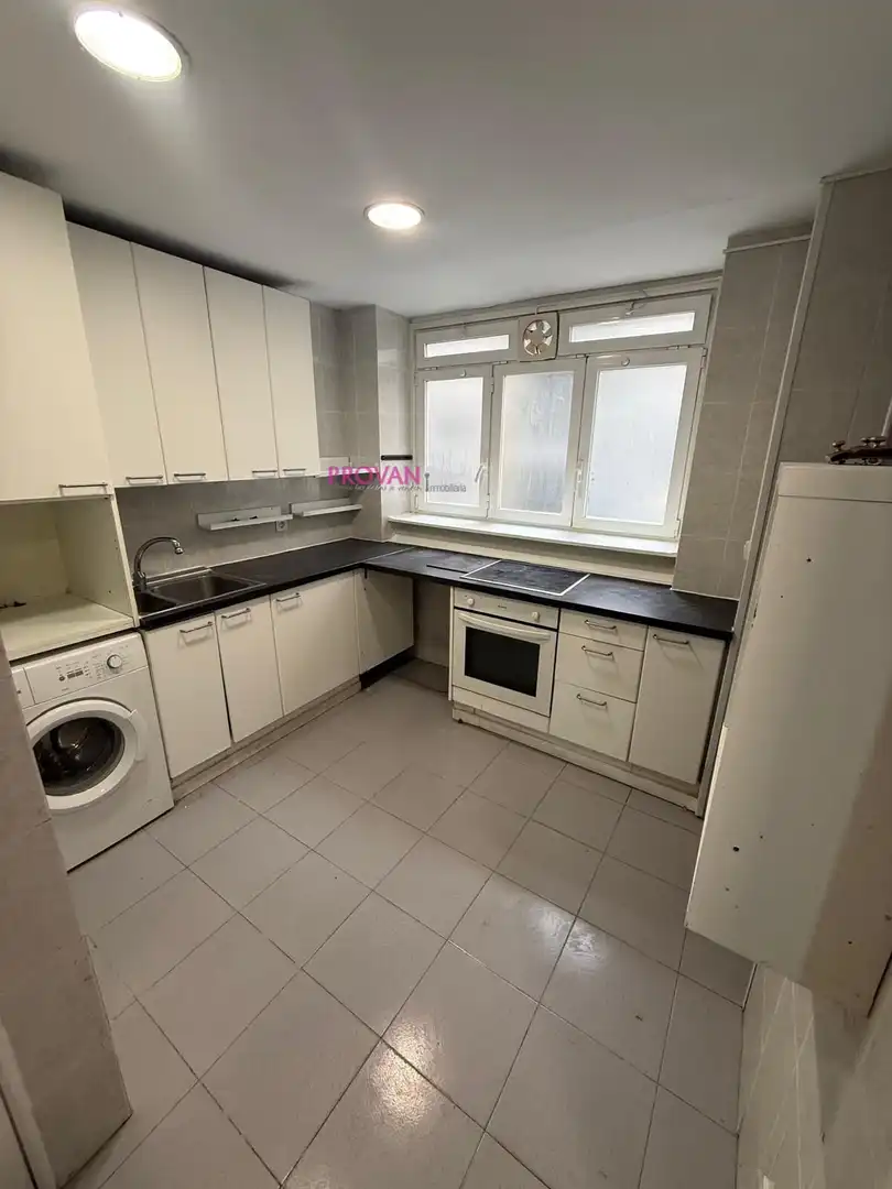 Küche von Wohnung zur Miete in Madrid mit Klimaanlage, Heizung und Parkett