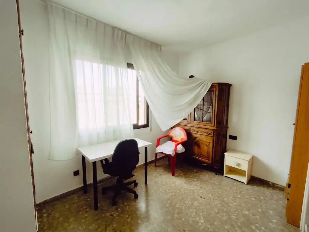 Dormitori de Casa adosada en venda en Almería amb Aire condicionat, Terrassa i Moblat