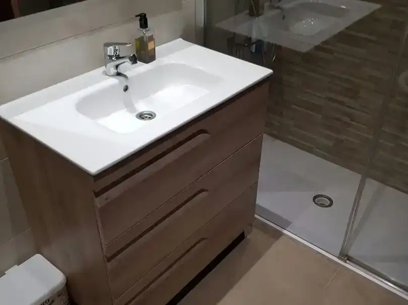 Bathroom of Flat for share in San José
