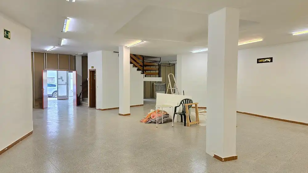Buildings for sale in Aliseda  with Alarm