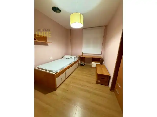 Habitación de Piso en venta en Ronda con Amueblado